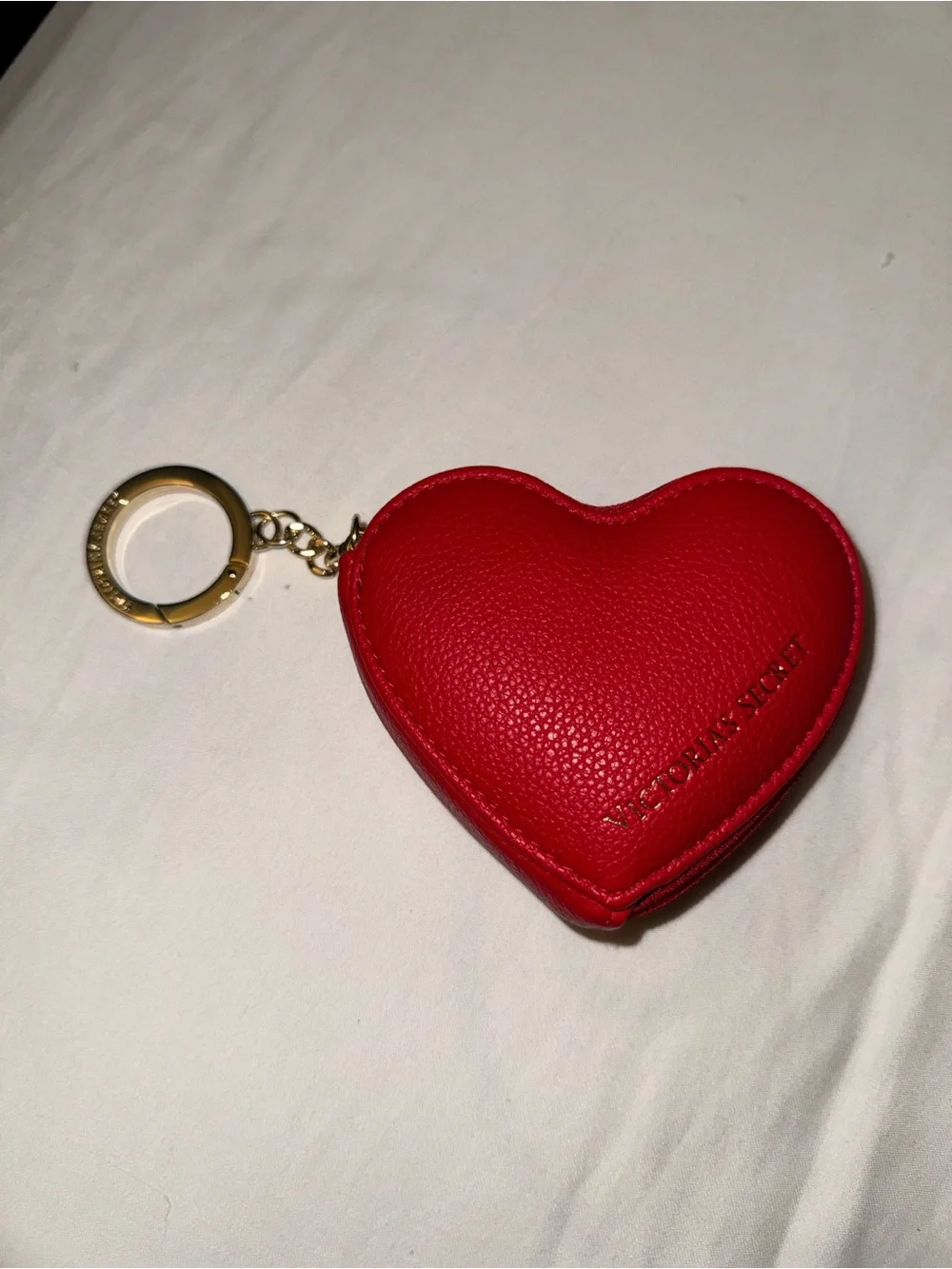 Victoria's Secret Red Heart Key & Card Holder with Gold Ring